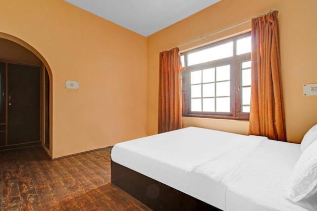 Srīnagar Hotel Grand City Heart מראה חיצוני תמונה